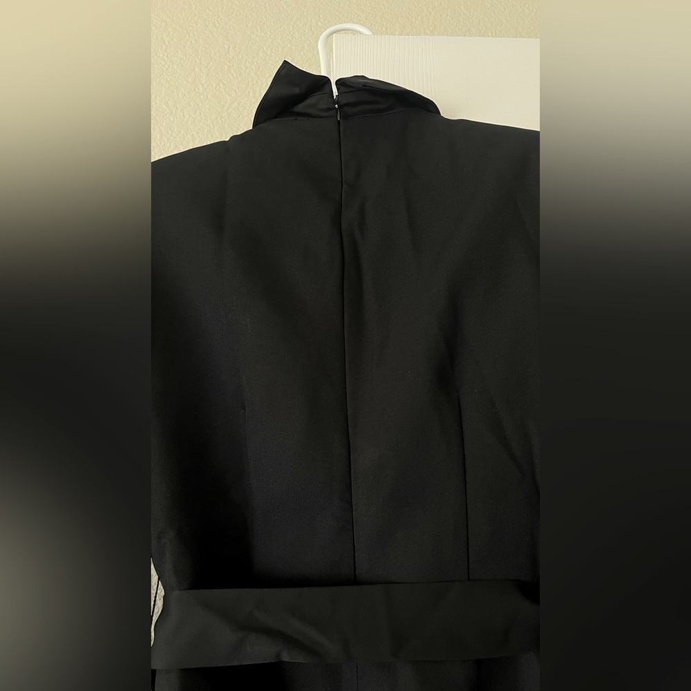 Endless Rose belted tuxedo romper w/pockets - Picture 6 of 8